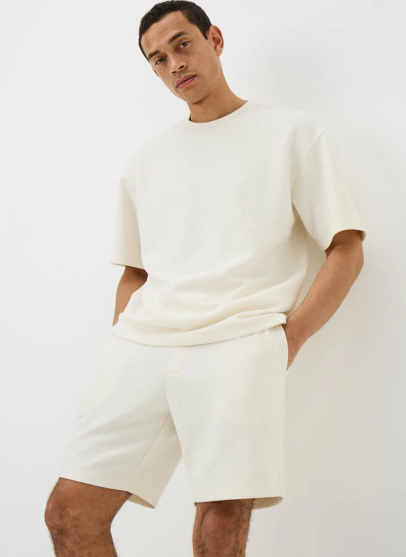 ماتلان Cream Houndstooth Co Ord Shorts